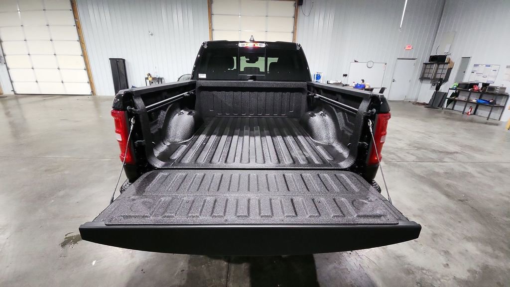 New 2026 RAM 1500 Laramie w/ Laramie Preferred Package AWD/4WD image 29