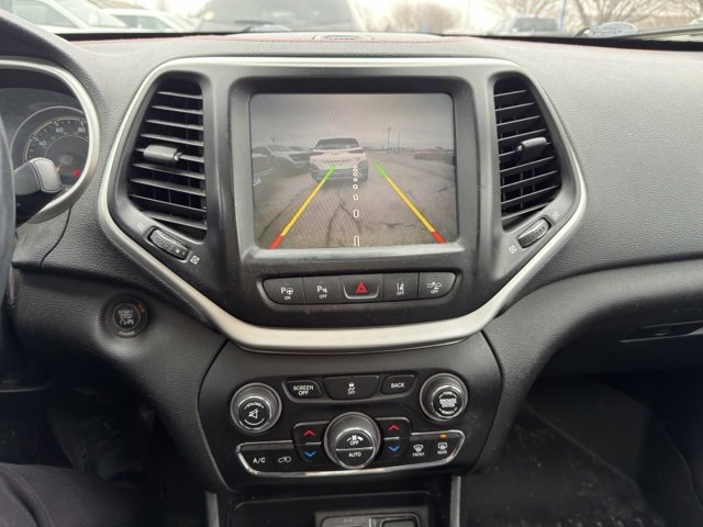 Used 2014 Jeep Cherokee Trailhawk w/ Technology Group image 15
