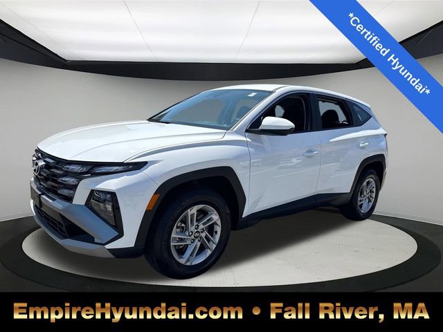 Used 2025 Hyundai Tucson SE image 1