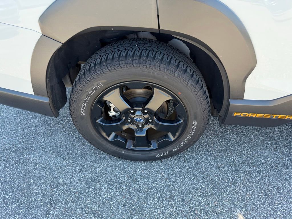Used 2024 Subaru Forester Wilderness w/ Convenience Package image 5