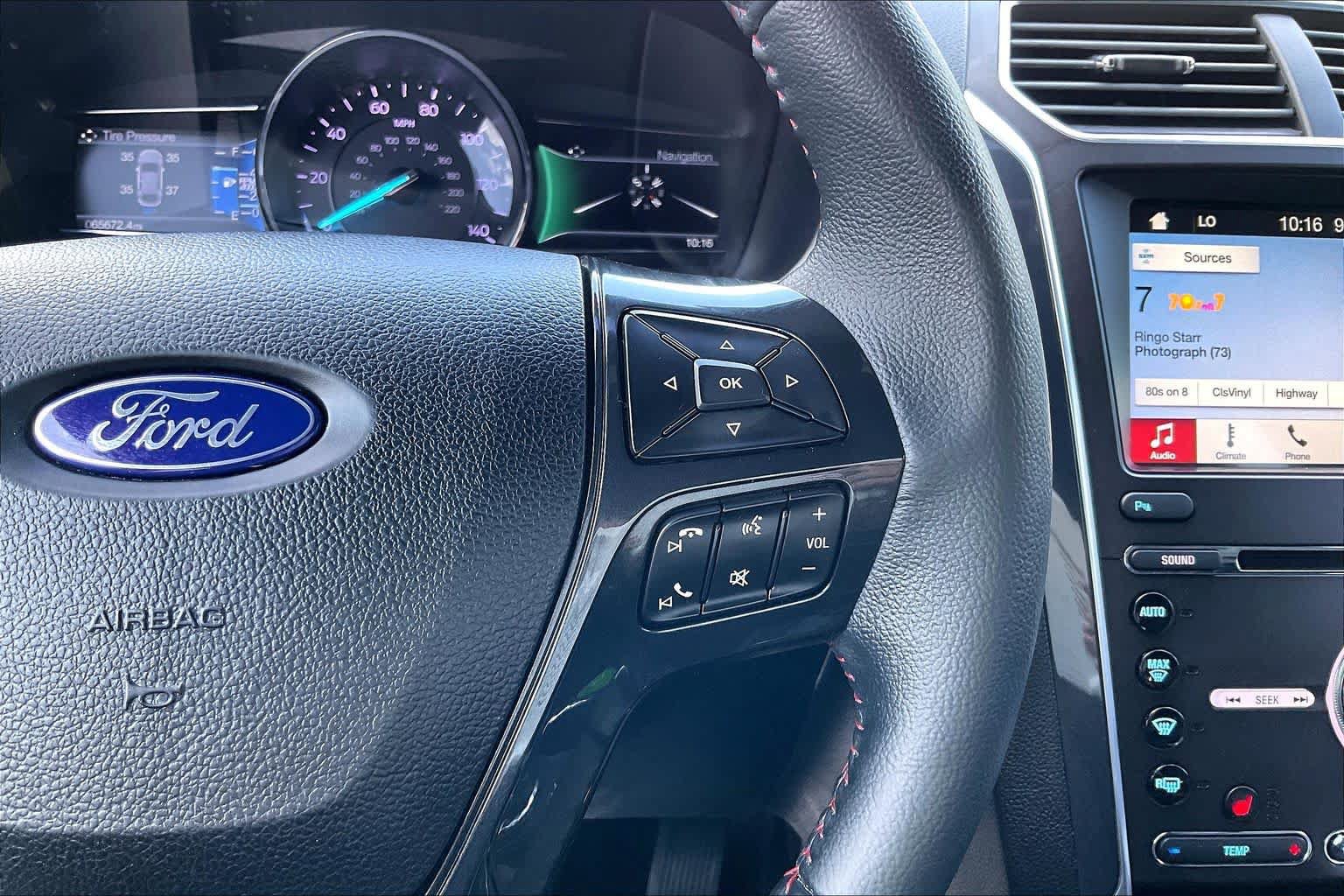 Used 2018 Ford Explorer Sport AWD/4WD image 19