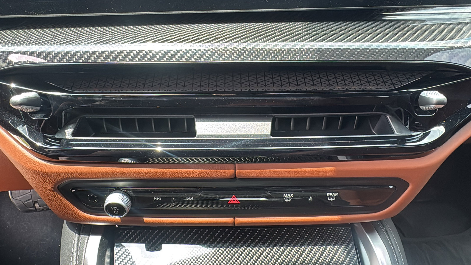 Used 2026 BMW M3 Competition w/ M Carbon Exterior Package AWD/4WD image 19