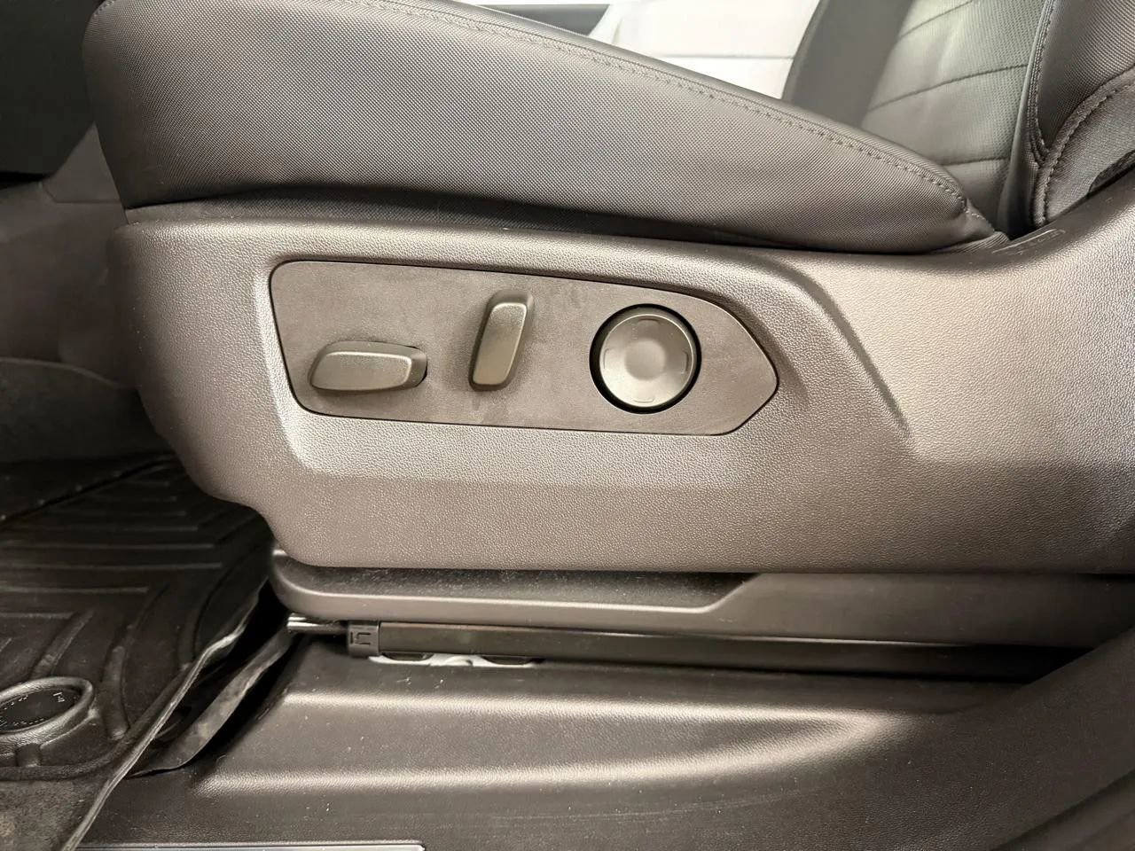 Used 2023 GMC Hummer EV Edition 1 AWD/4WD image 14