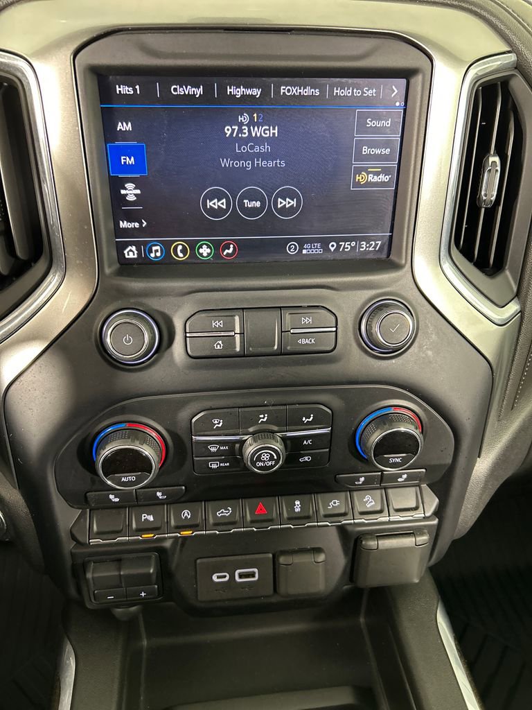 Used 2020 Chevrolet Silverado 1500 LT Trail Boss w/ Midnight Edition AWD/4WD image 15