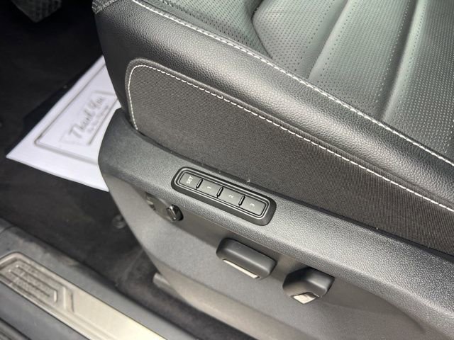 Certified 2025 Volkswagen Atlas SEL image 31