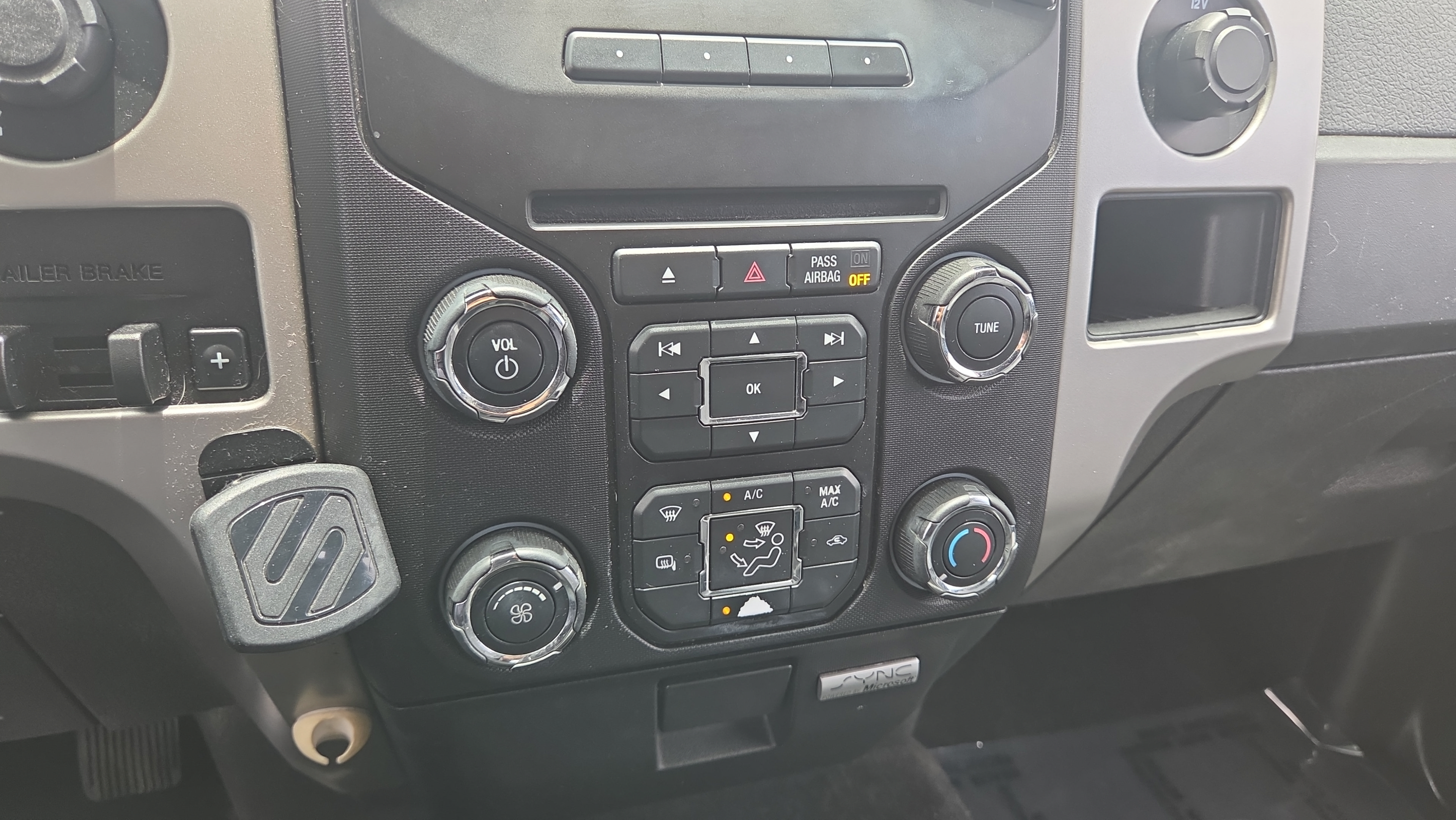 Used 2013 Ford F150 XLT w/ XLT Chrome Pkg RWD image 27