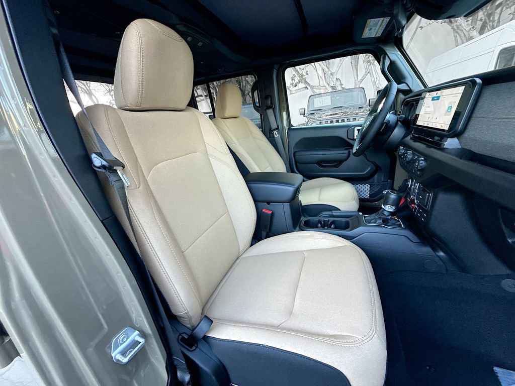New 2026 Jeep Gladiator Willys AWD/4WD image 32