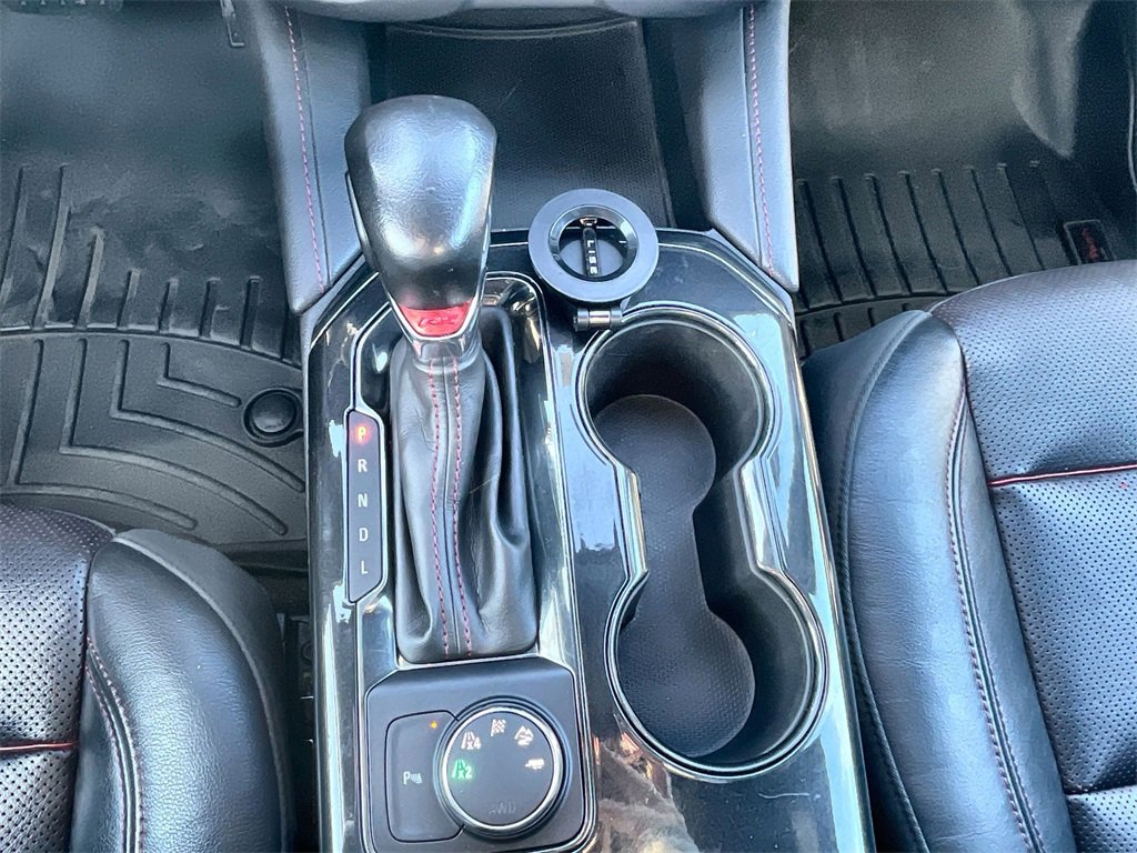 Used 2019 Chevrolet Blazer RS w/ Sun and Wheels Package image 21