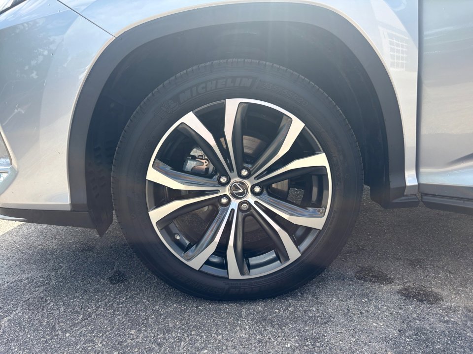 Used 2022 Lexus RX 350L FWD w/ Premium Package image 31
