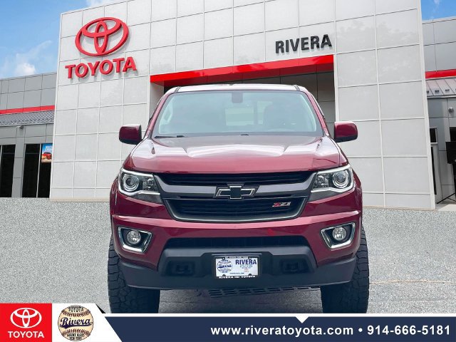 Used 2018 Chevrolet Colorado Z71 AWD/4WD image 2
