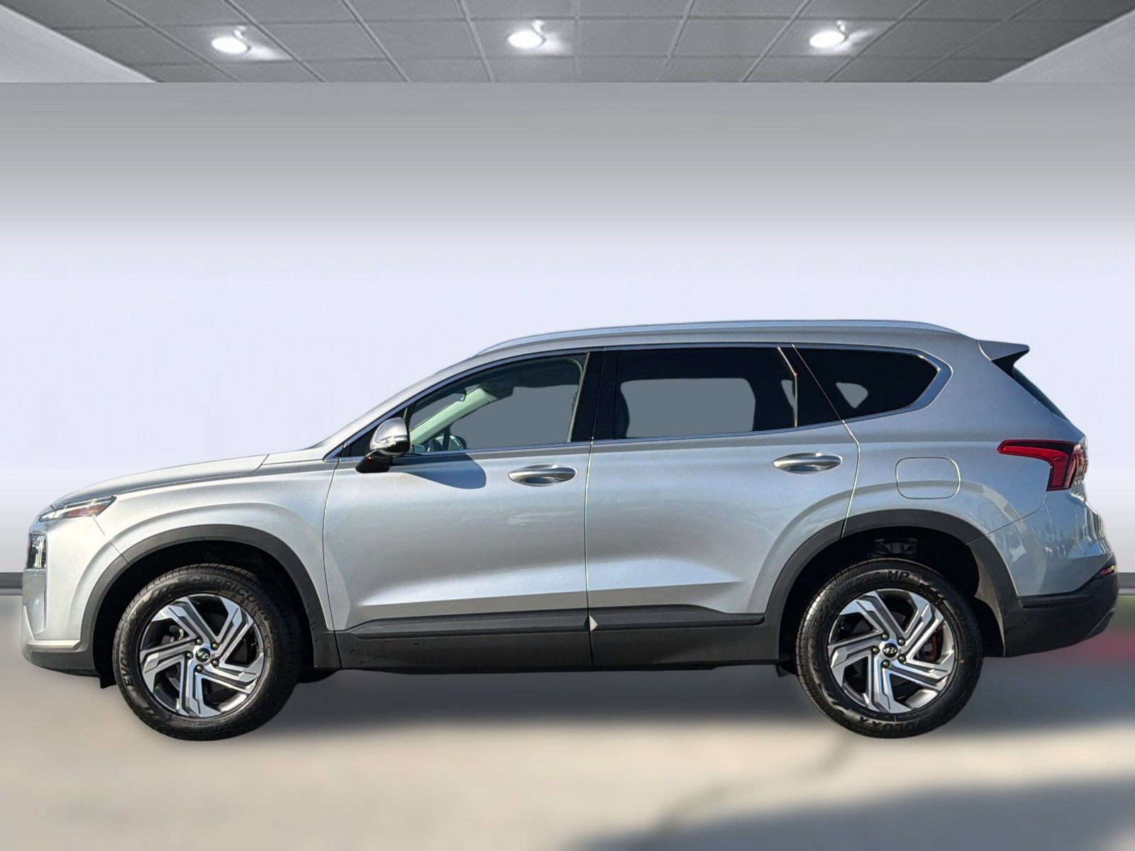 Used 2023 Hyundai Santa Fe SEL image 2