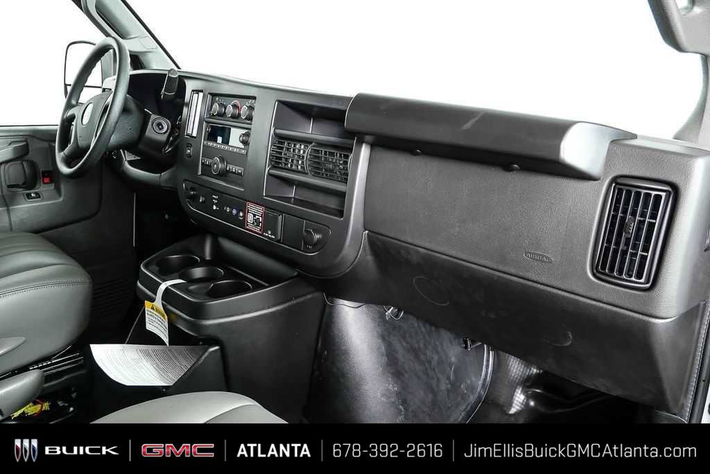 New 2025 GMC Savana 2500 w/ Driver Convenience Package RWD image 19