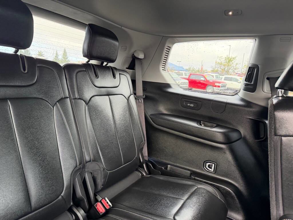 Used 2023 Jeep Grand Cherokee L Limited image 34