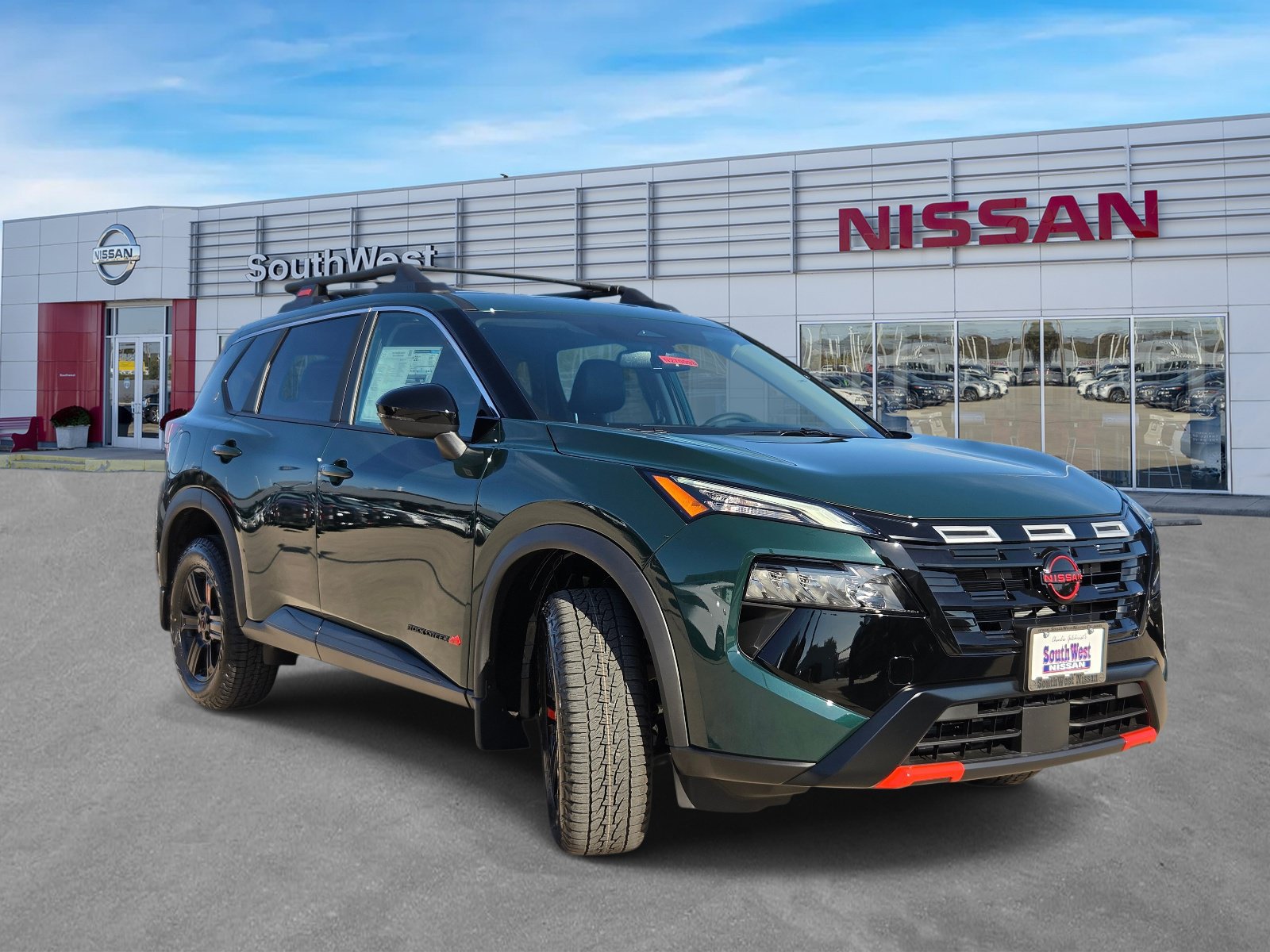 New 2027 Nissan Rogue SV AWD/4WD image 3