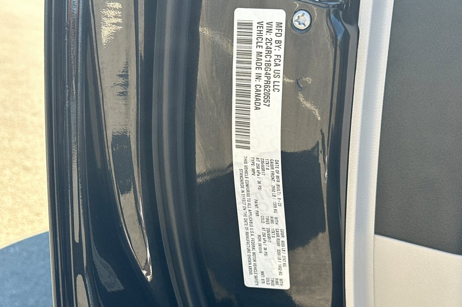 Used 2023 Chrysler Pacifica Touring-L image 54