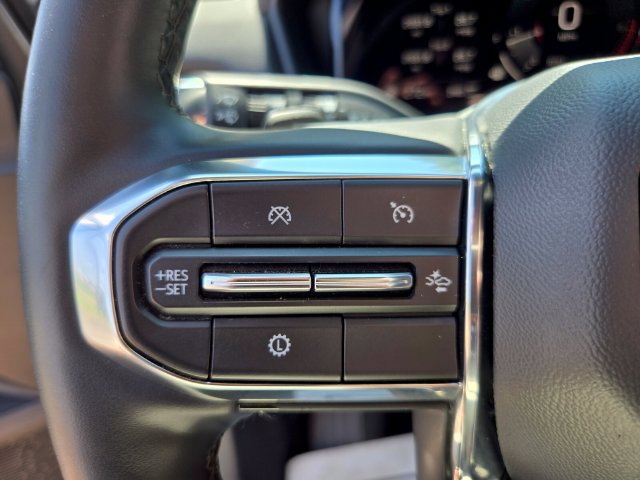 Used 2025 GMC Terrain Elevation AWD/4WD image 32