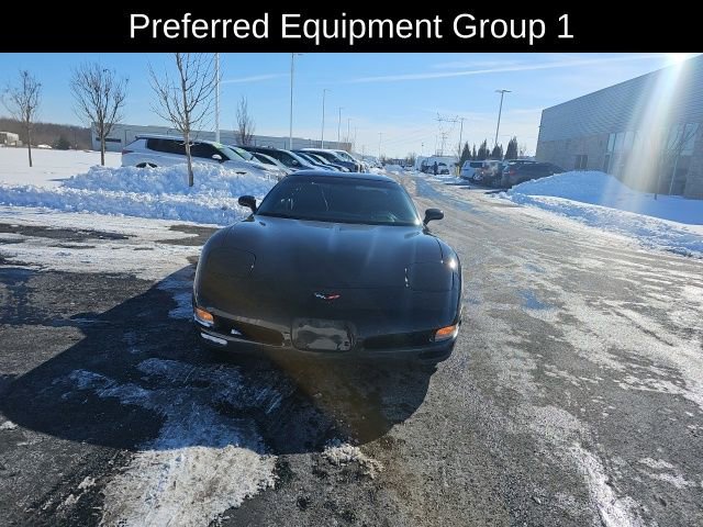 Used 2004 Chevrolet Corvette Base w/ Preferred Equipment Group image 3