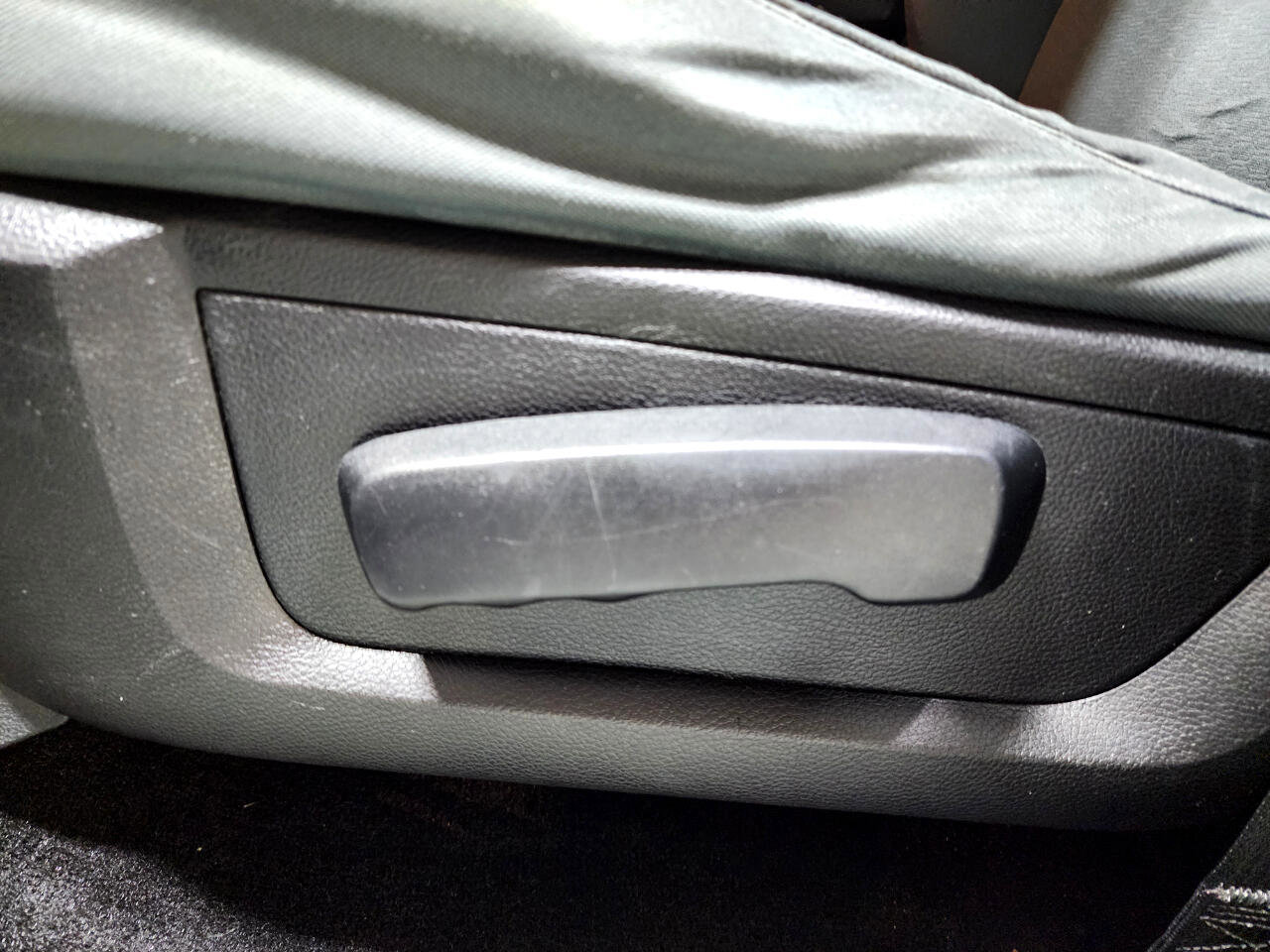 Used 2013 RAM 1500 Classic SLT w/ Premium Display Pkg image 17