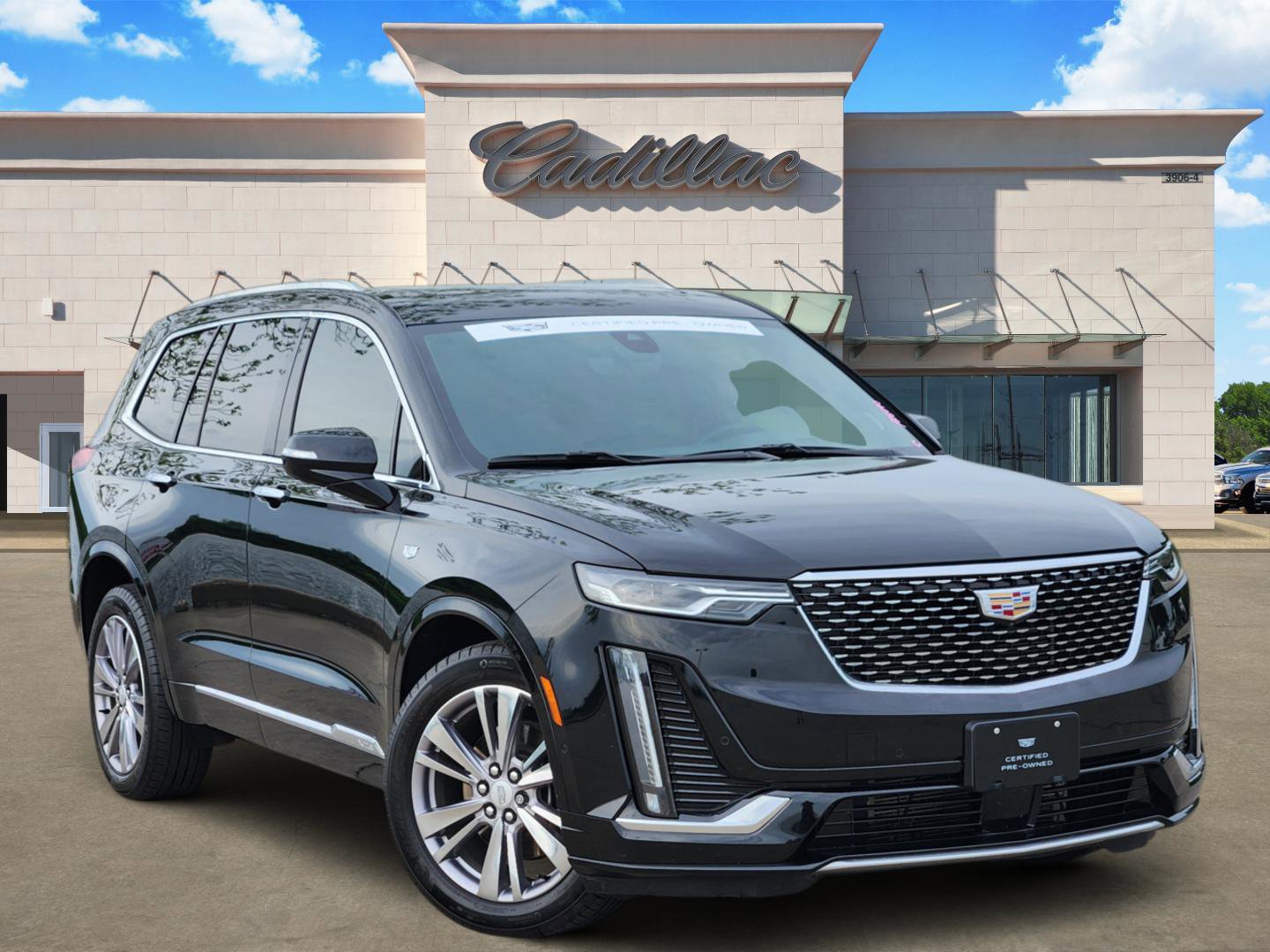 Certified 2023 Cadillac XT6 Premium Luxury w/ Technology Package AWD/4WD image 1