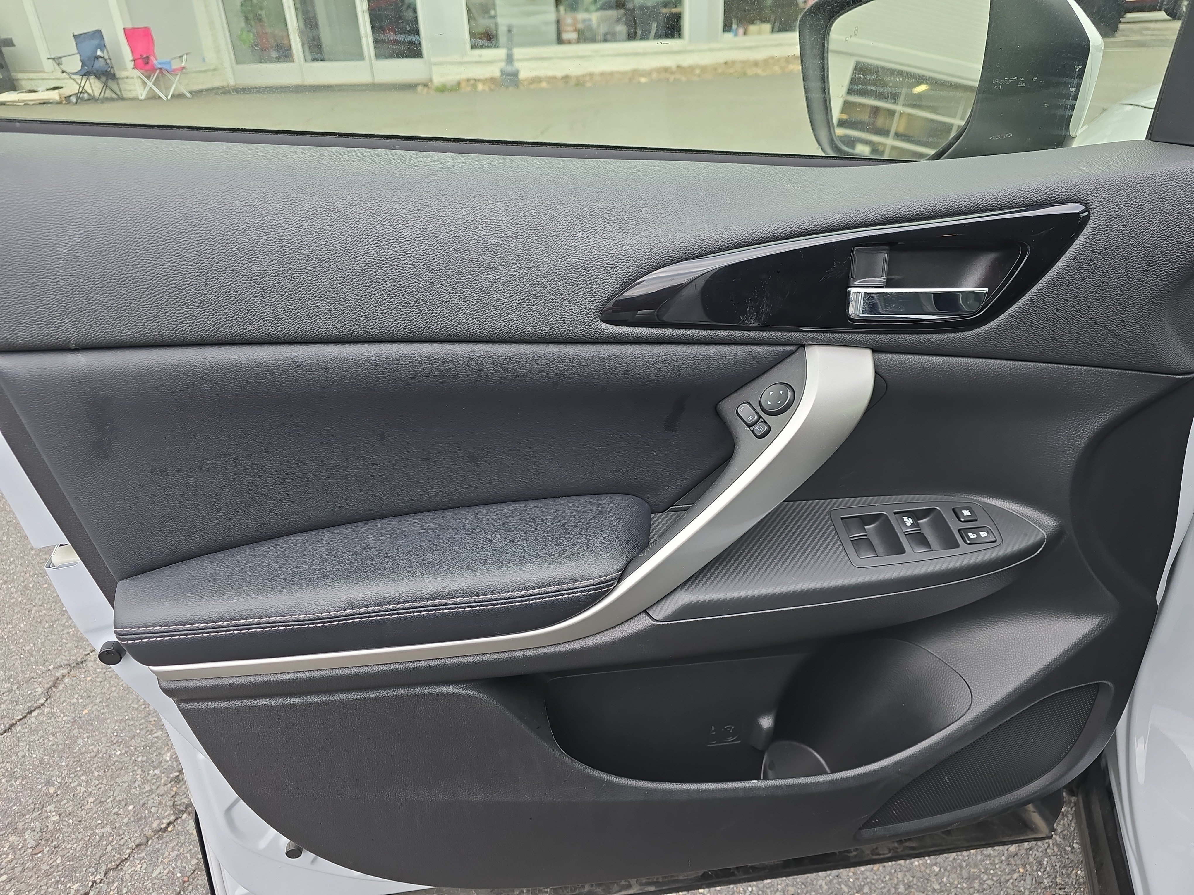Used 2025 Mitsubishi Eclipse Cross SE AWD/4WD image 15