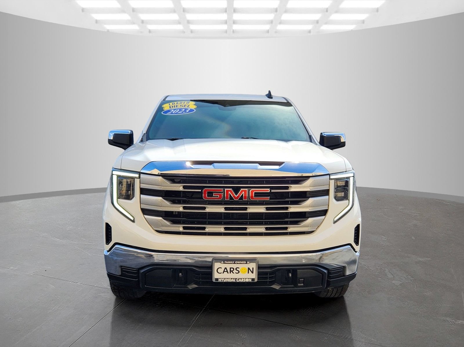 Used 2023 GMC Sierra 1500 SLE w/ X31 Off-Road Package AWD/4WD image 2
