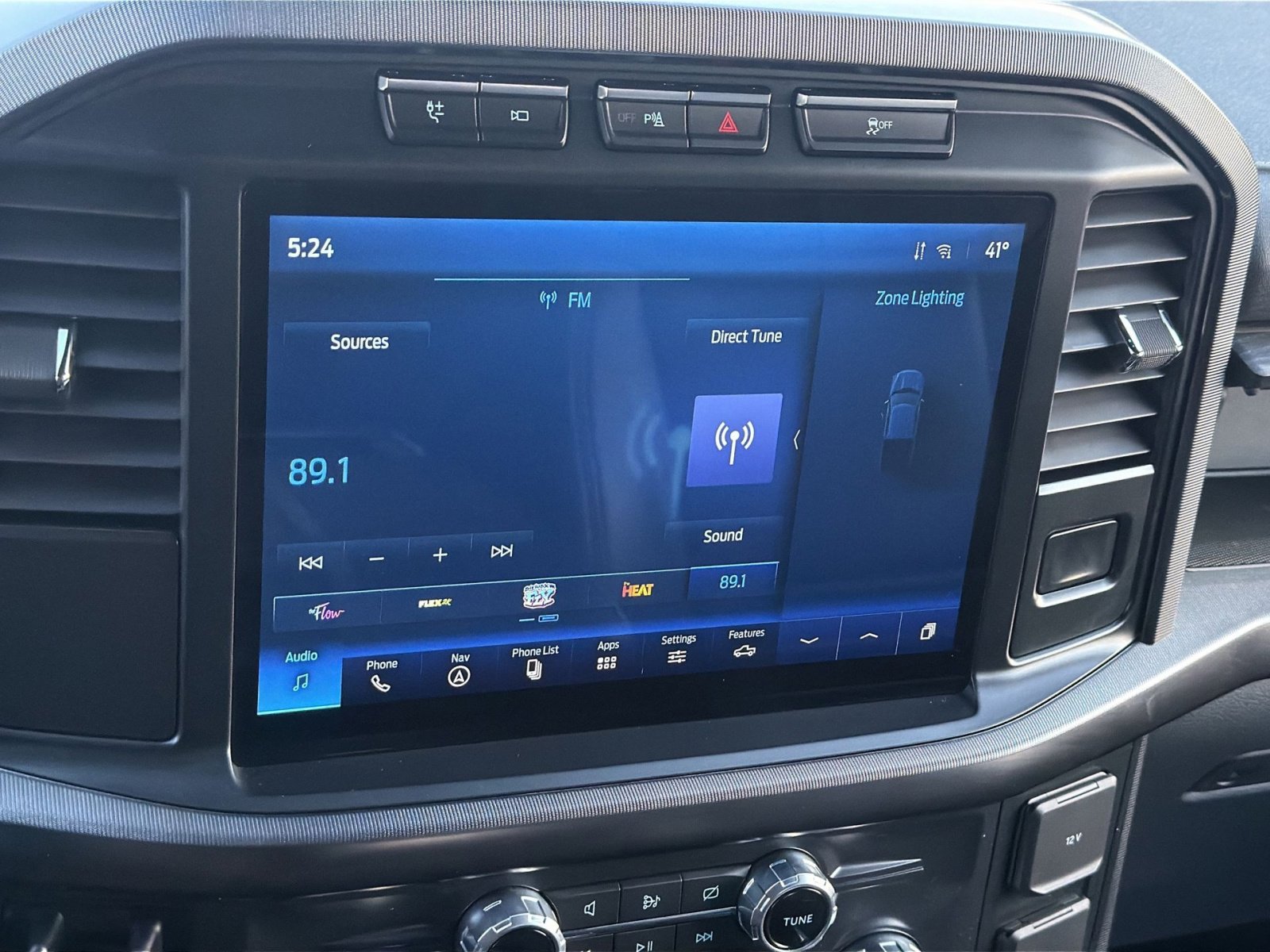 Used 2022 Ford F150 Platinum image 18