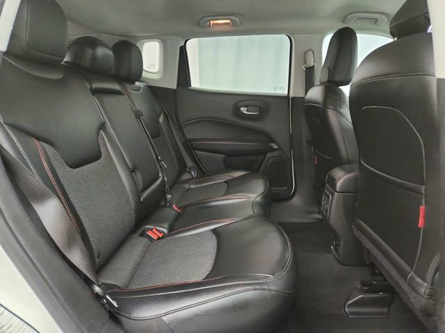 Used 2020 Jeep Compass Trailhawk AWD/4WD image 24