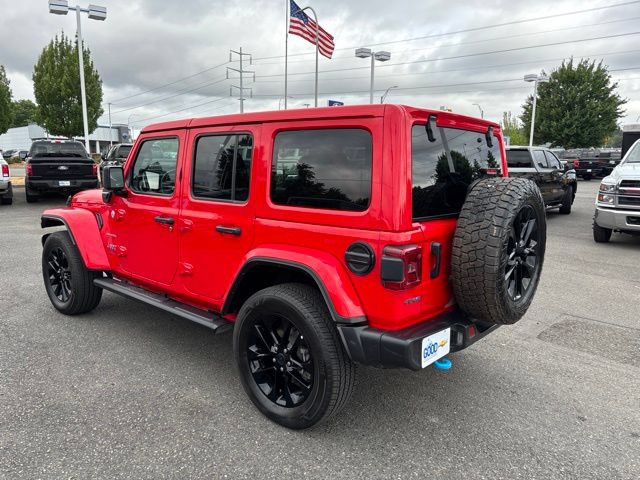 Used 2024 Jeep Wrangler Unlimited Sahara AWD/4WD image 3