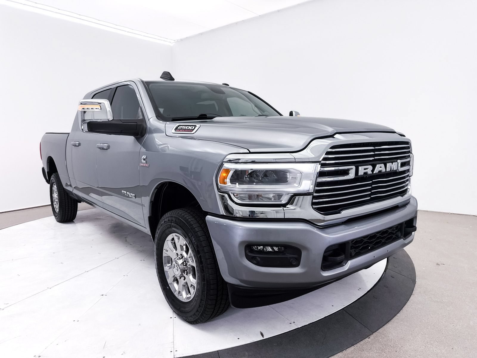 Used 2024 RAM 2500 Laramie w/ Protection Group AWD/4WD image 13