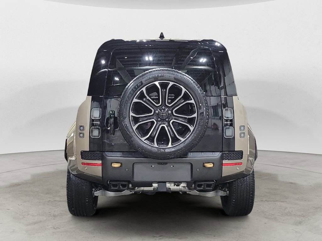 New 2026 Land Rover Defender 110 image 4