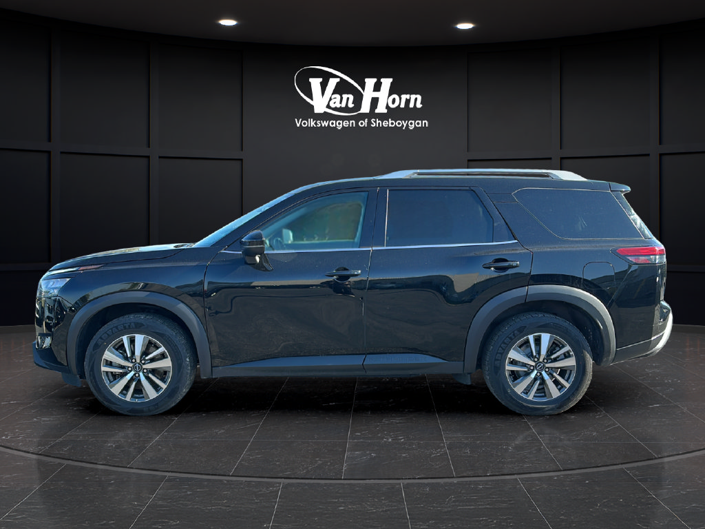 Certified 2025 Nissan Pathfinder SL AWD/4WD image 2