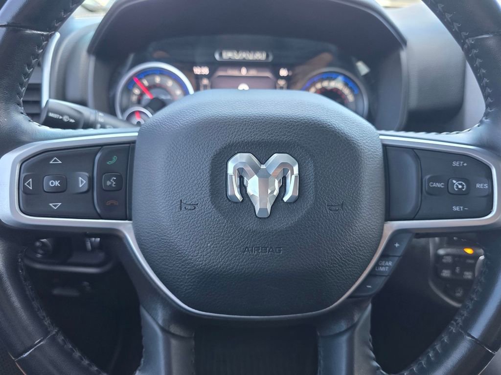 Used 2023 RAM 1500 Big Horn AWD/4WD image 34
