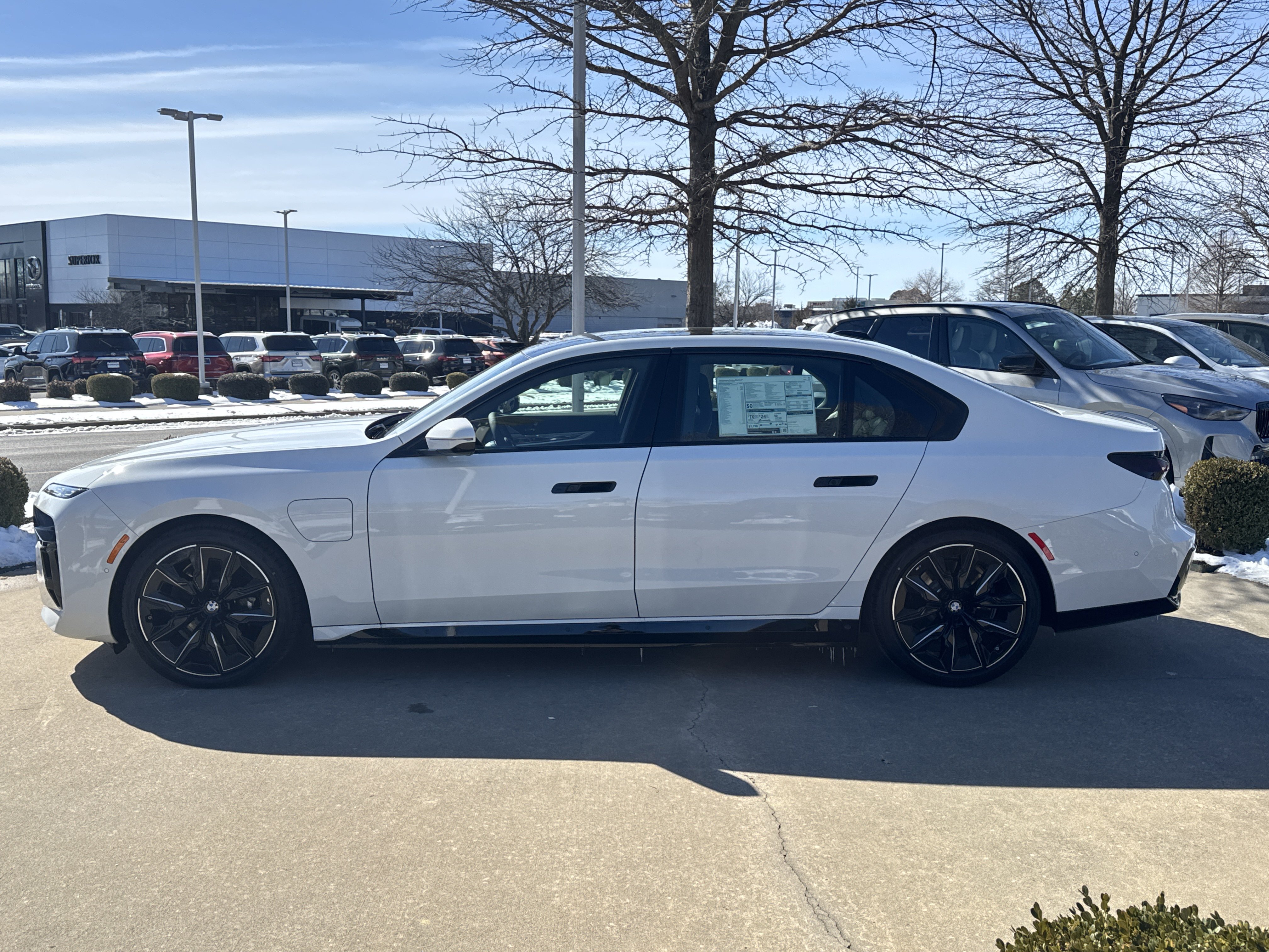 New 2026 BMW 750e xDrive w/ Executive Package AWD/4WD image 2