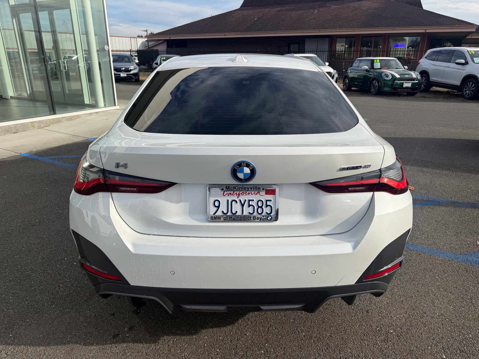 Used 2023 BMW i4 eDrive40 w/ M Sport Package RWD image 7