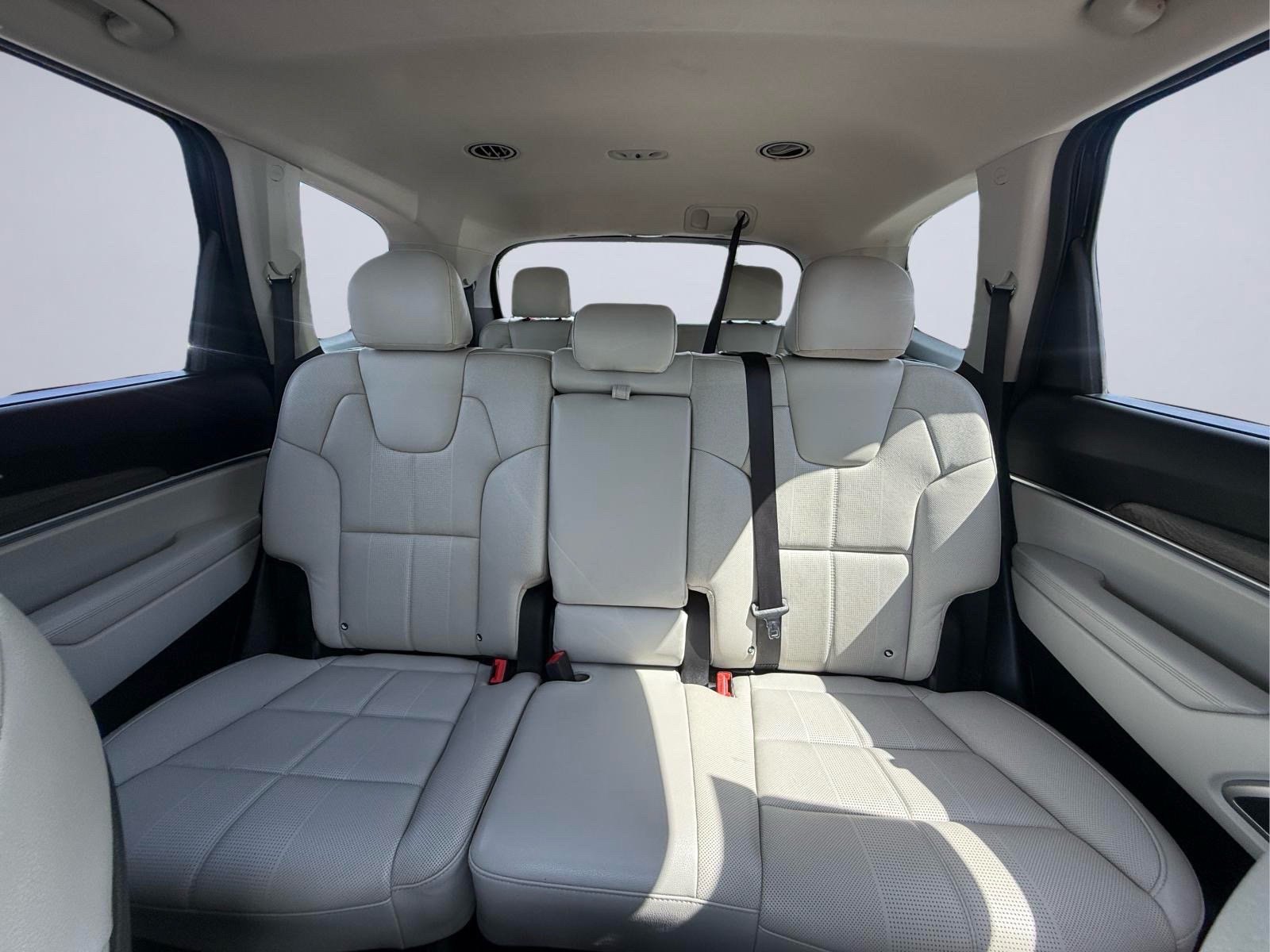 Used 2020 Kia Telluride EX AWD/4WD image 16
