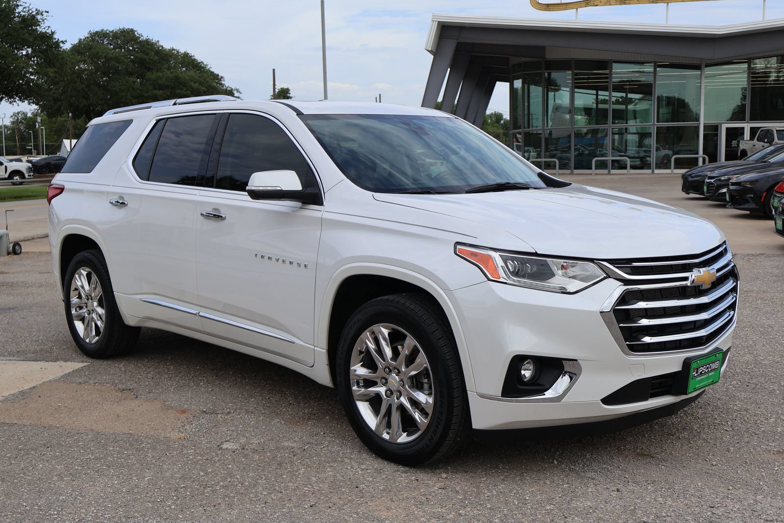 Used 2021 Chevrolet Traverse High Country FWD image 4