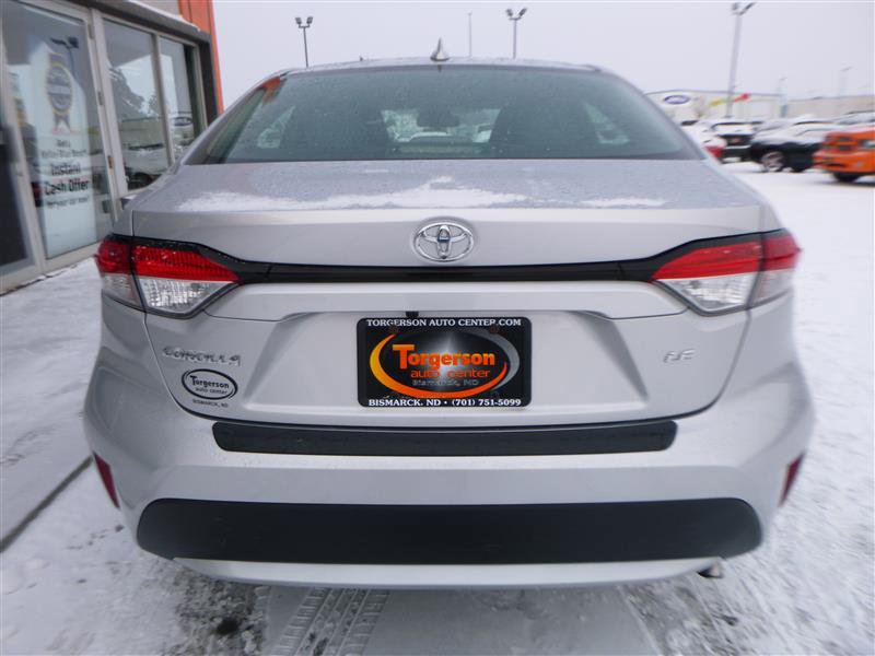 Used 2021 Toyota Corolla LE image 18