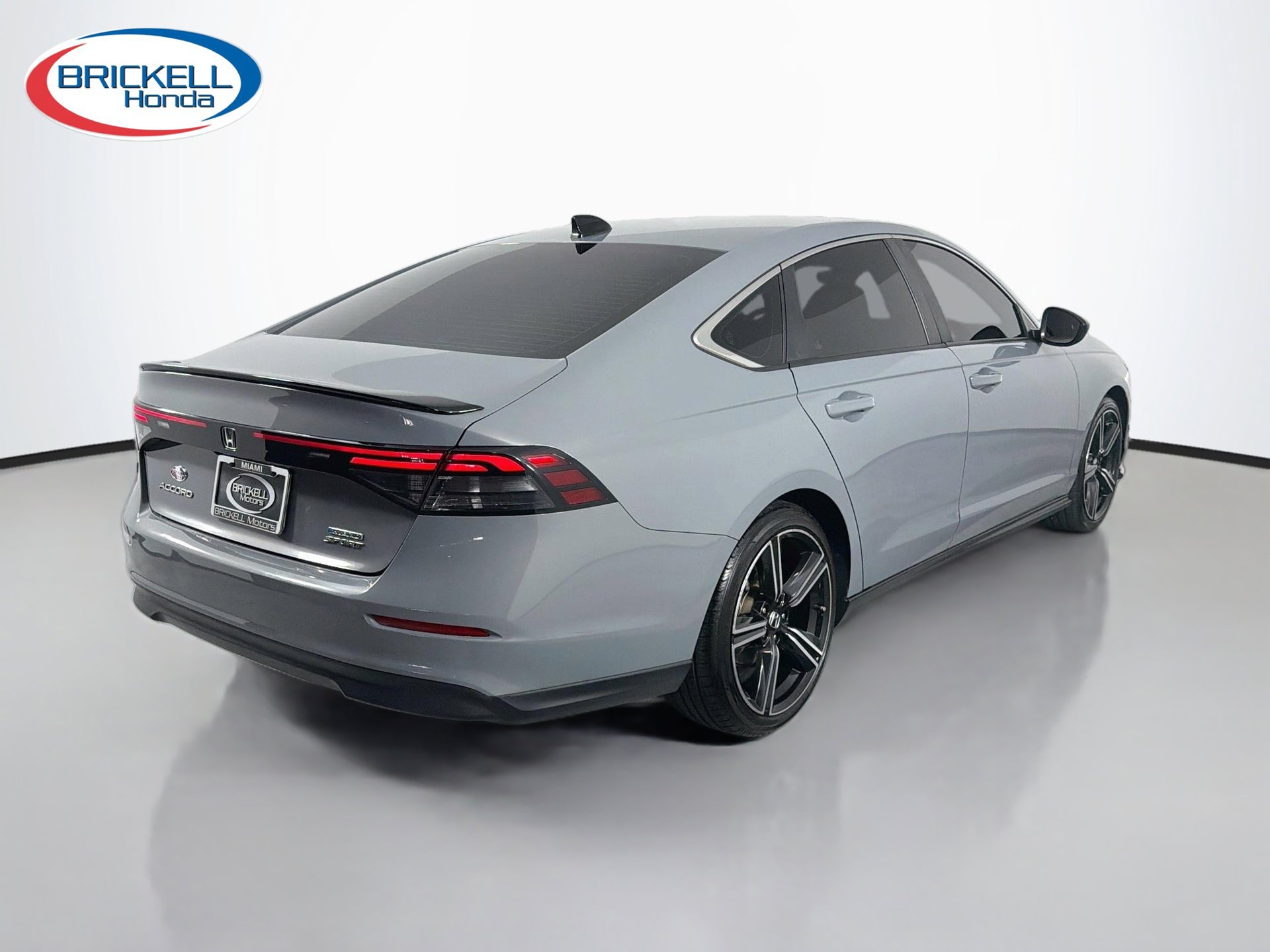 Used 2024 Honda Accord Sport image 3