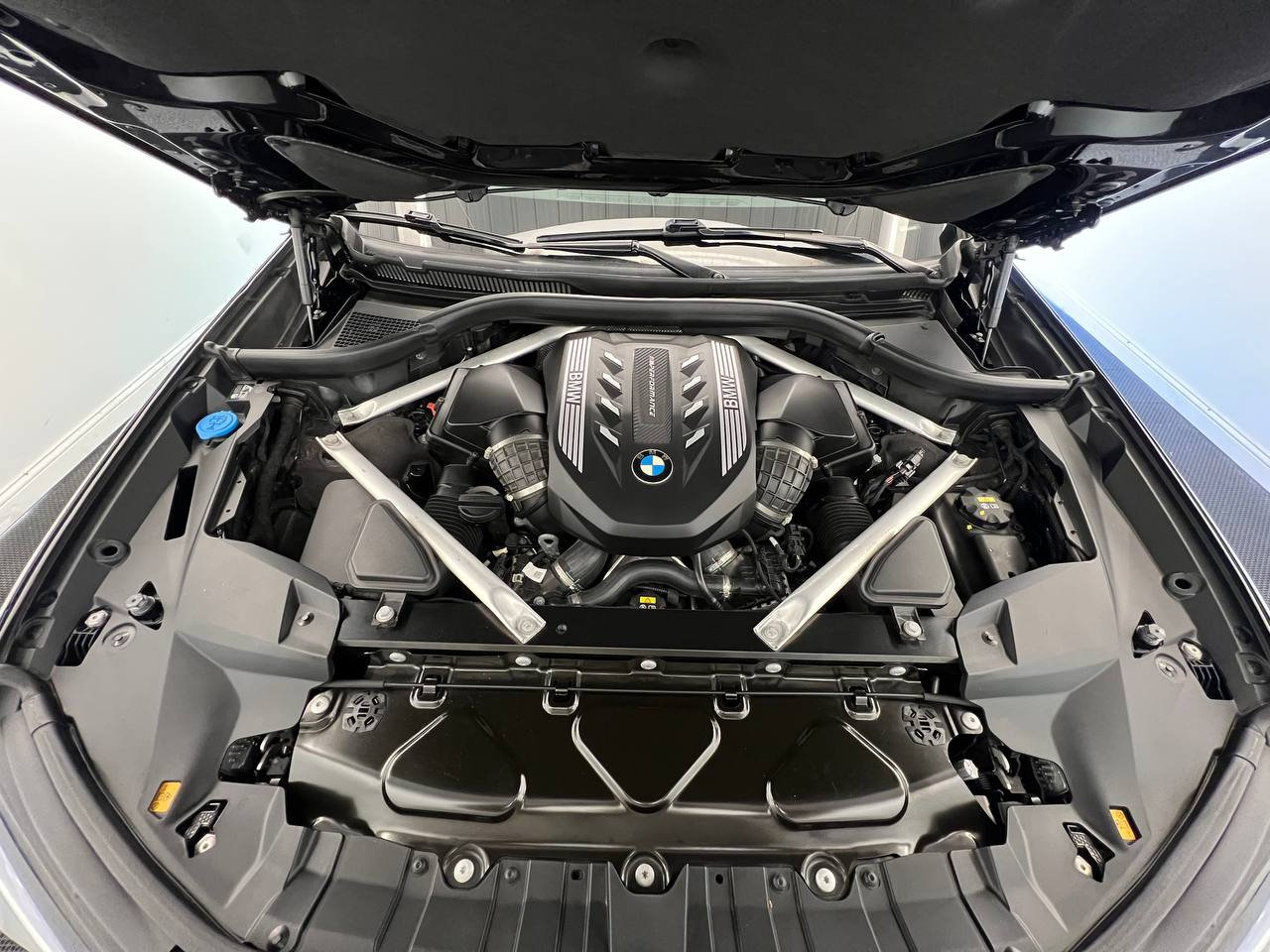 Used 2020 BMW X7 M50i w/ Executive Package image 39