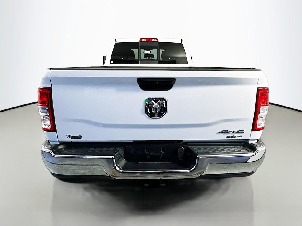 Used 2024 RAM 3500 Tradesman w/ Chrome Appearance Group AWD/4WD image 6