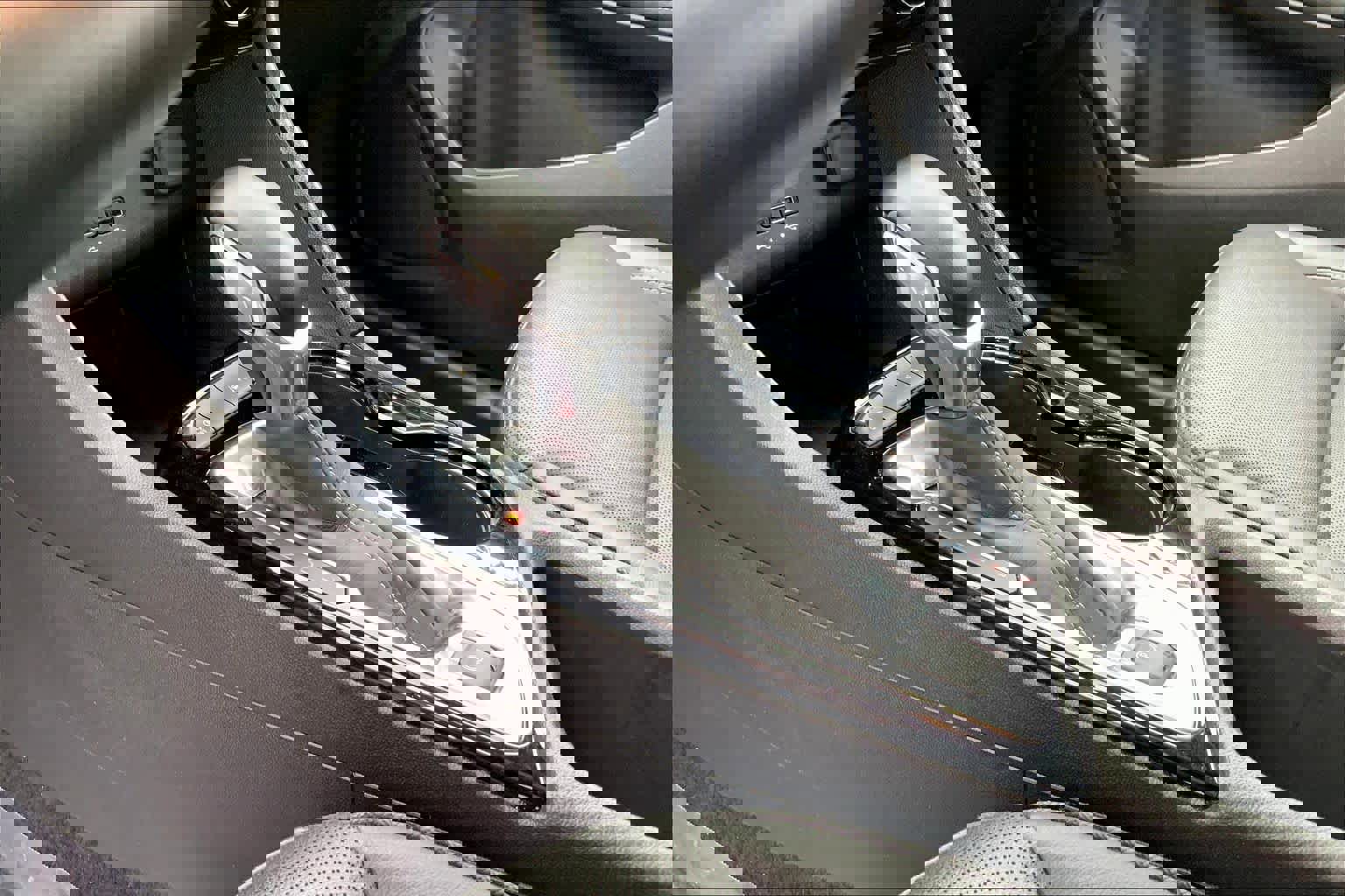 Used 2024 Buick Encore GX Sport Touring image 15