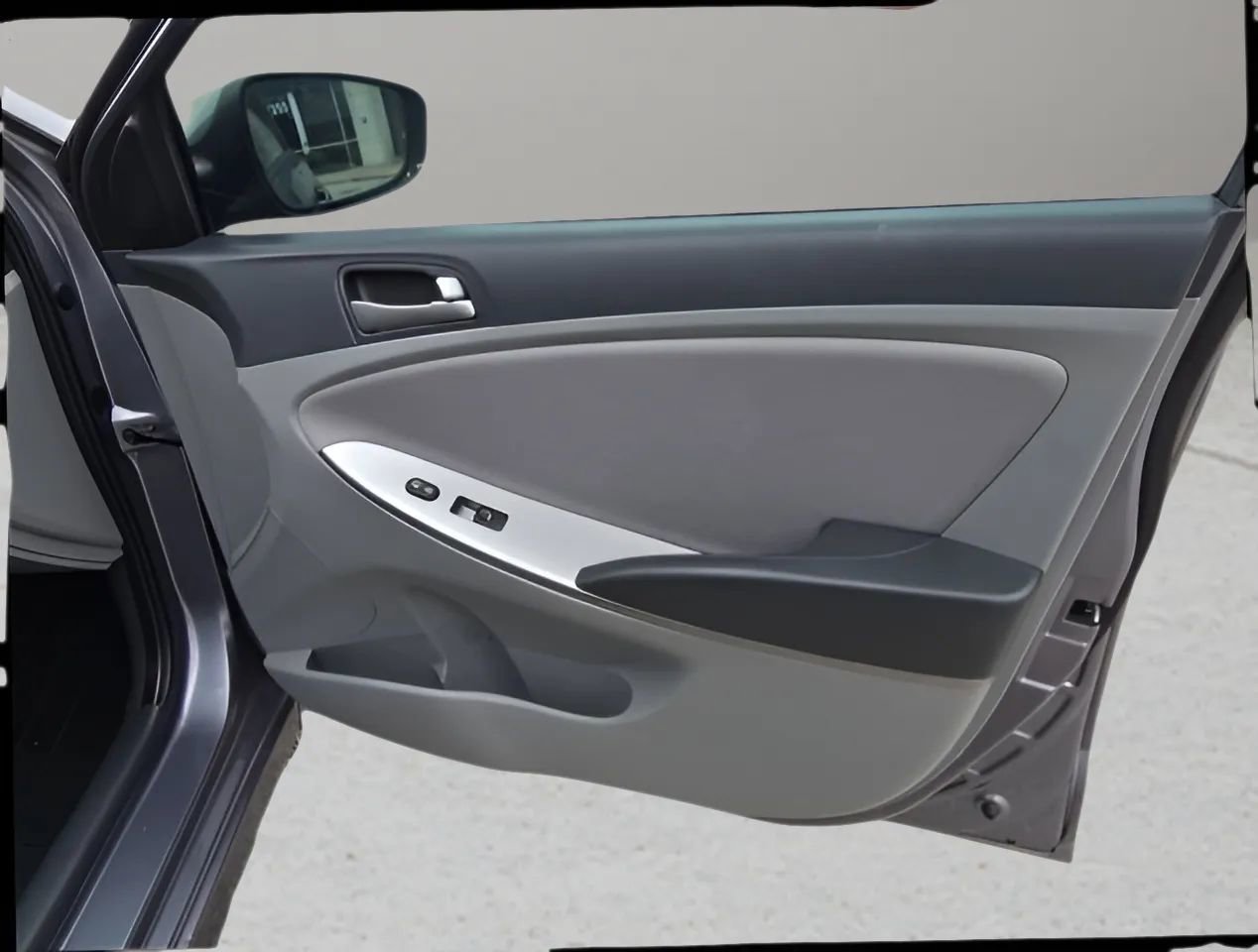 Used 2016 Hyundai Accent SE FWD image 20