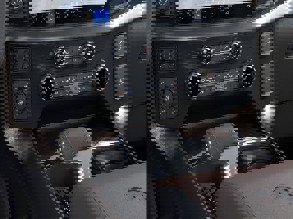 New 2025 Ford F150 King Ranch w/ FX4 Off-Road Package image 37