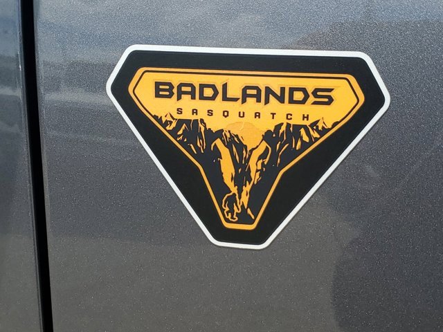 Certified 2023 Ford Bronco Badlands w/ Sasquatch Package image 9