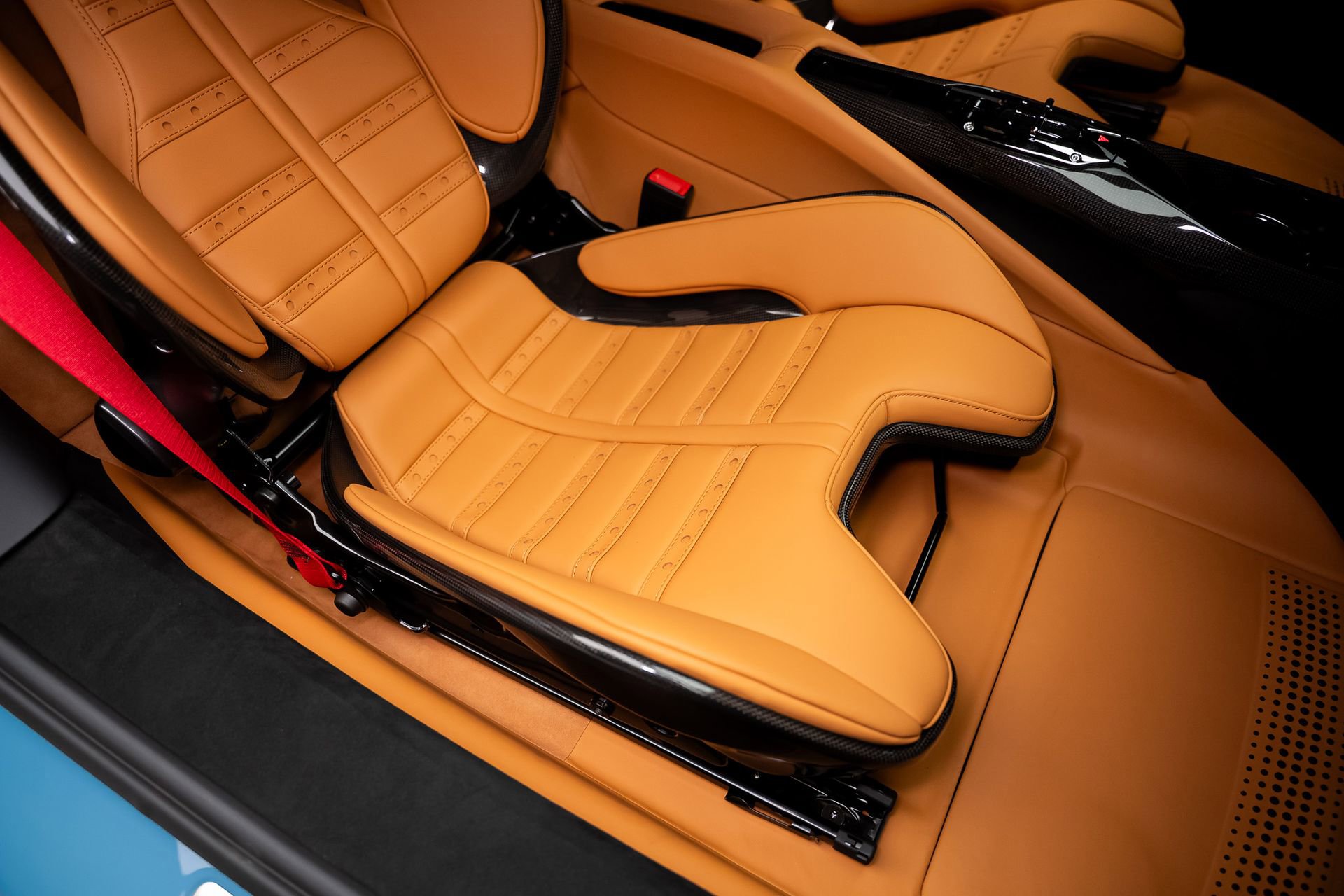 Used 2025 Ferrari 296 GTB RWD image 68