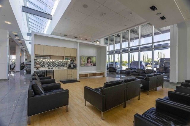 New 2024 Mercedes-Benz EQE 500 4MATIC Sedan image 36