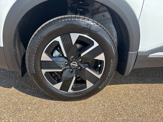 New 2026 Nissan Kicks SV w/ SV Premium Package image 9