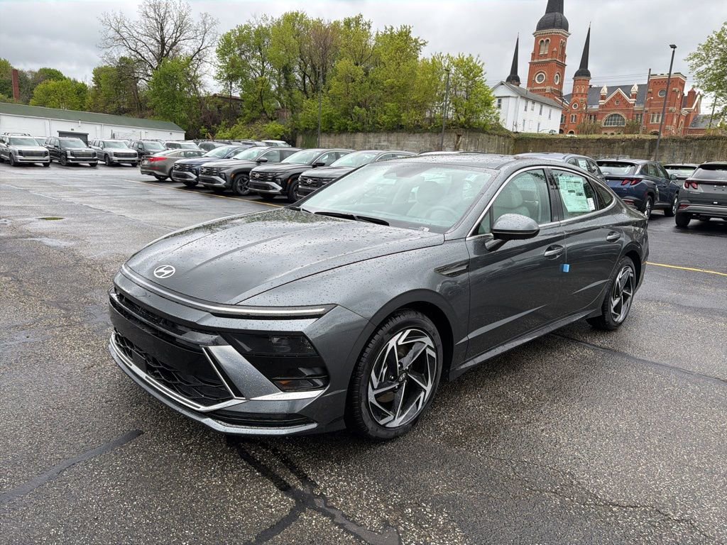 New 2026 Hyundai Sonata SEL image 3