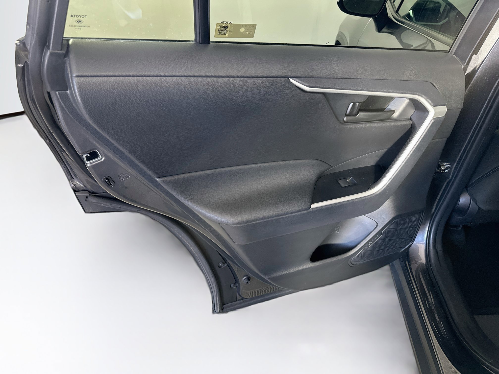 Used 2025 Toyota RAV4 LE FWD image 26