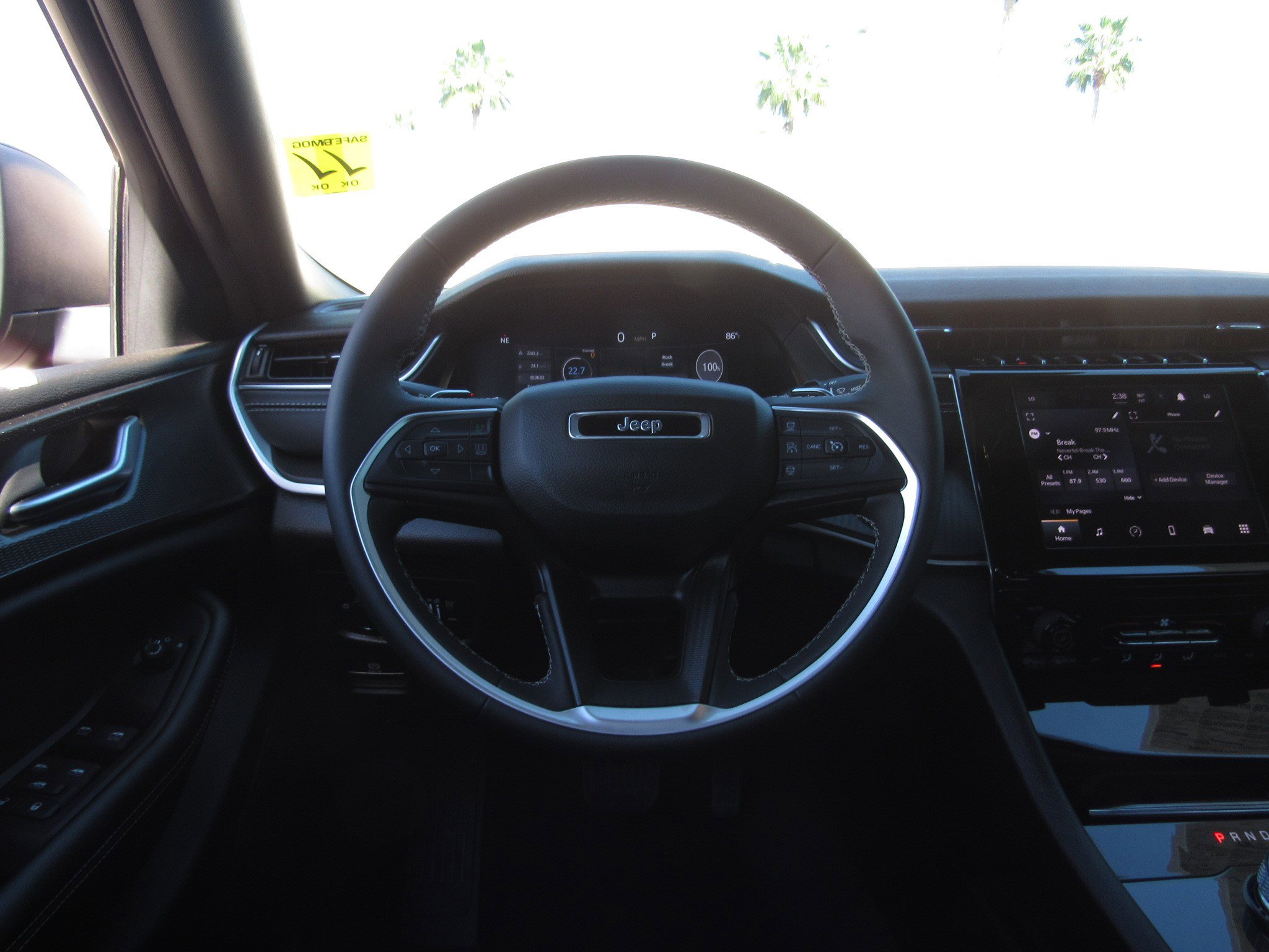 Used 2024 Jeep Grand Cherokee Laredo X w/ Trailer Tow Package image 22